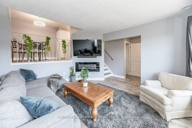 301 - 5 Viking Court