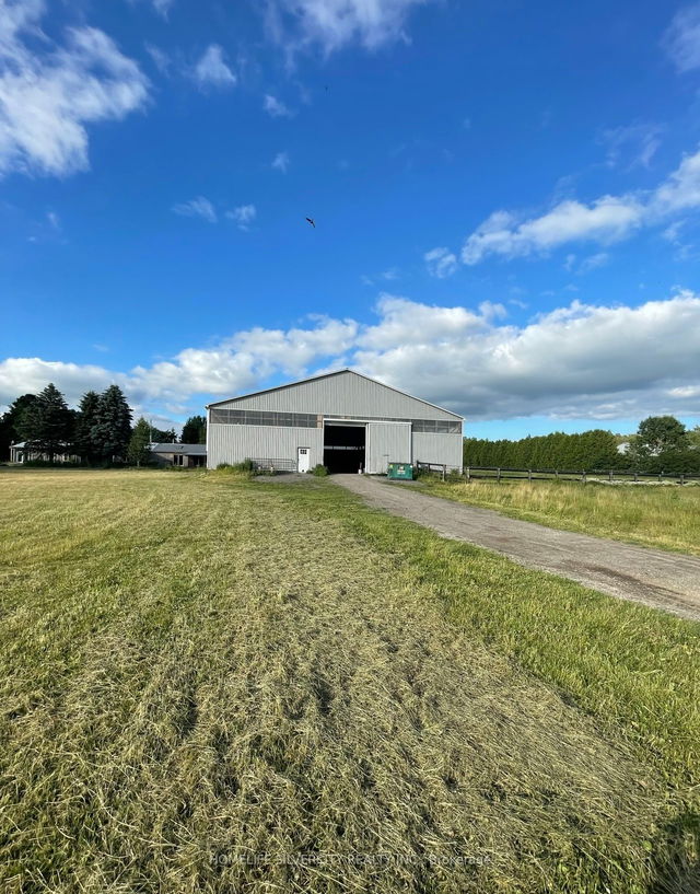 5298 Wellington 27 Road