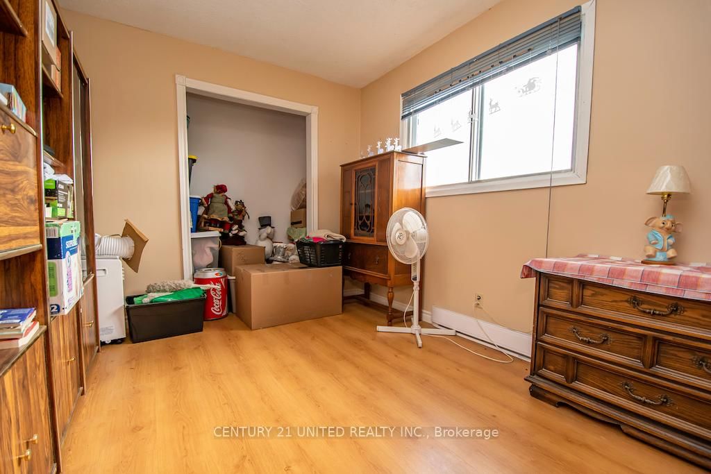 Listing Image 20