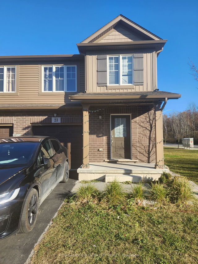 23 - 7945 Oldfield Road