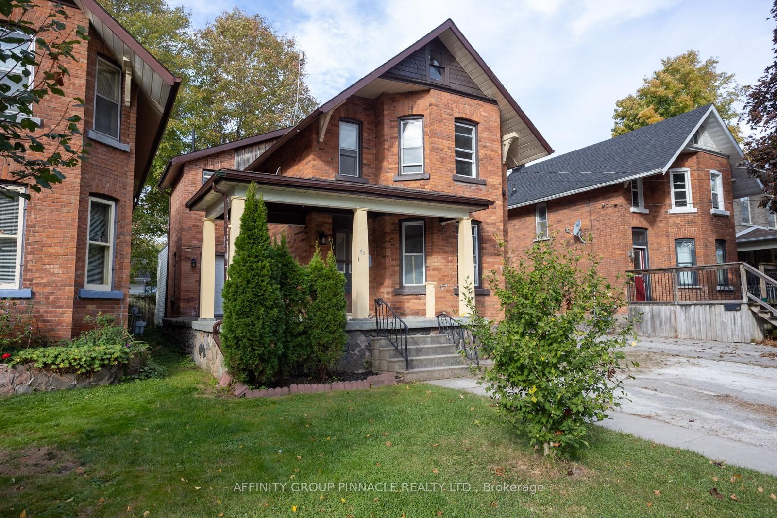 Listing Image 3