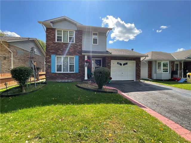 11 Eastwood Drive