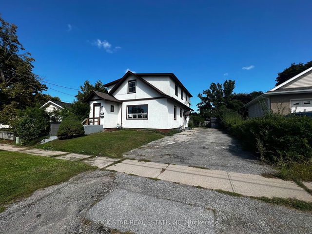 12 Dexter Street
