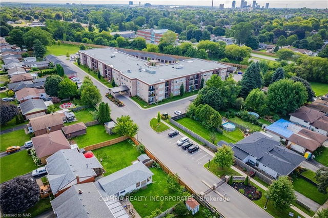 323 - 4644 Pettit Avenue