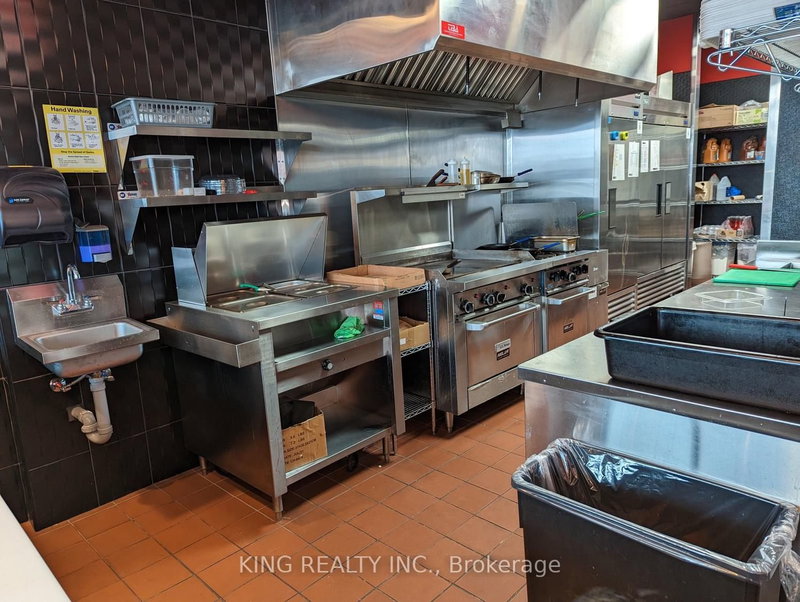 3 - 801 Dundas St S, Woodstock, N4S 1G2 | Image 2