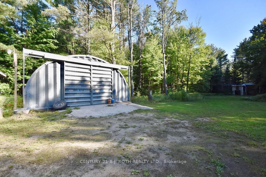 Listing Image 11