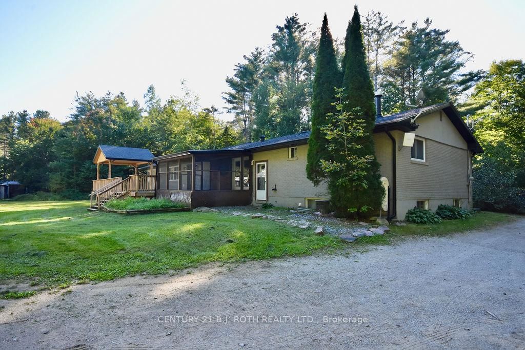Listing Image 4