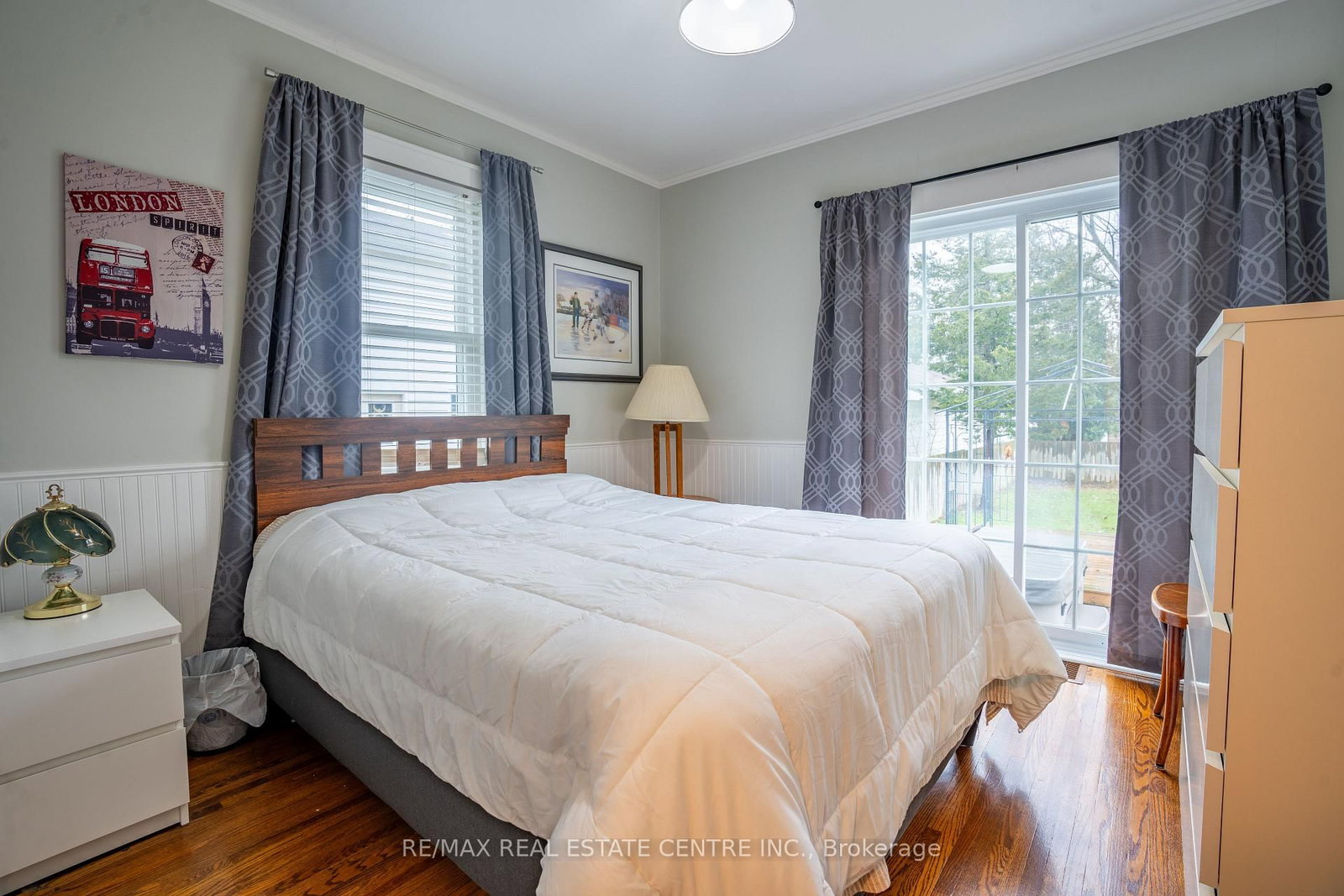 Listing Image 12