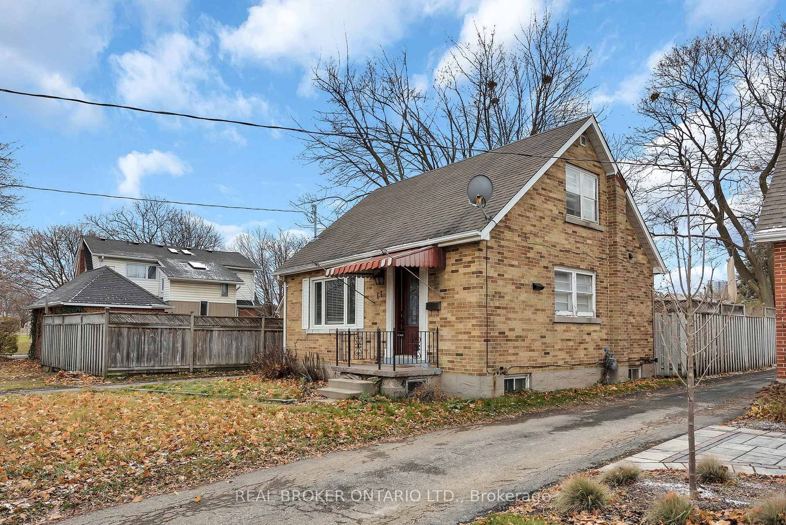Listing Image 3