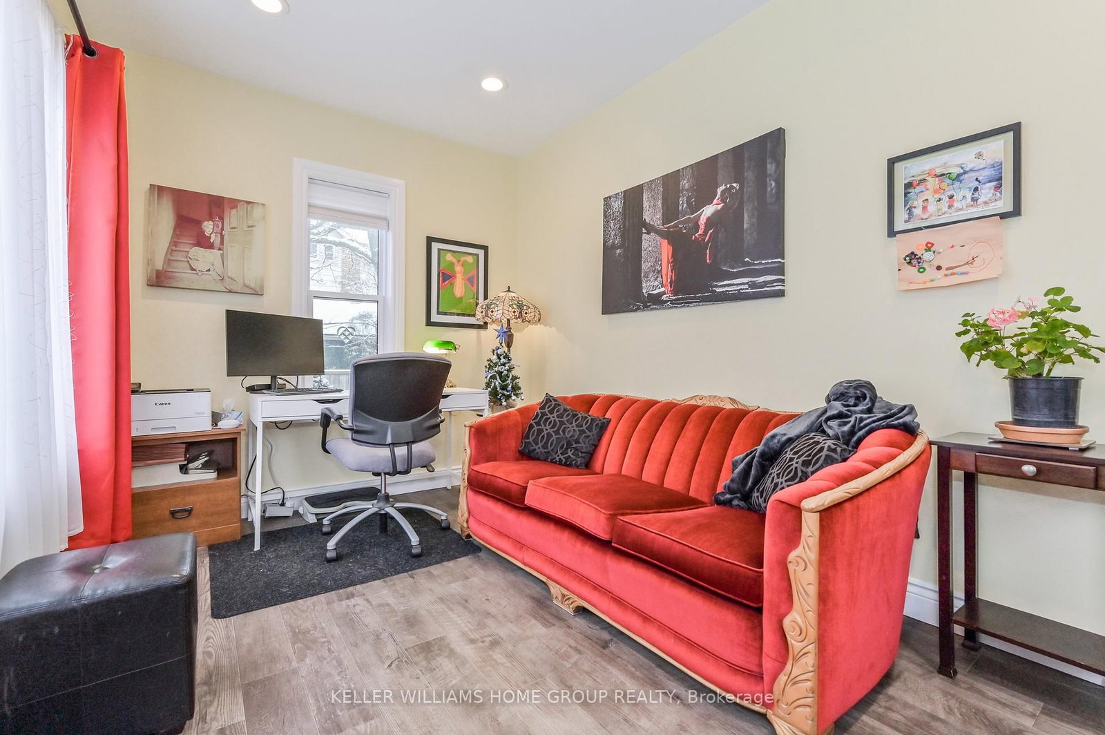 Listing Image 3