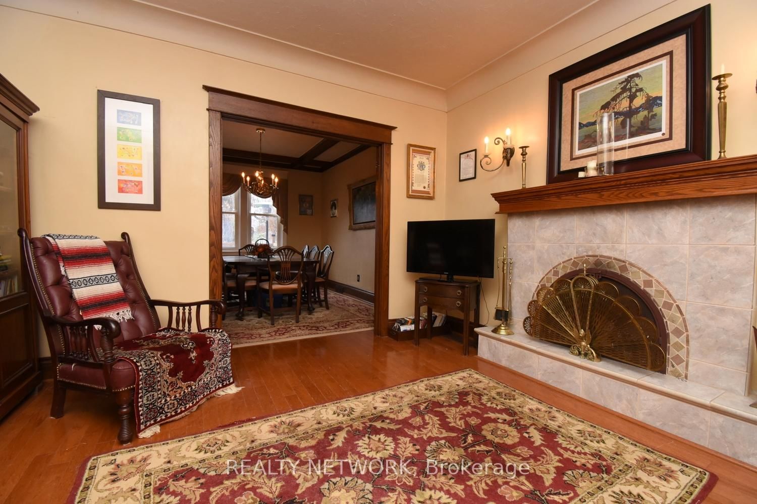 Listing Image 7
