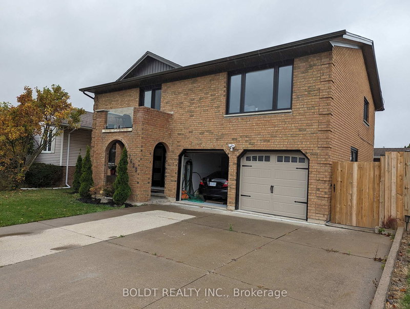 7623 Chorozy St, Niagara Falls, L2H 2P1 | Image 2