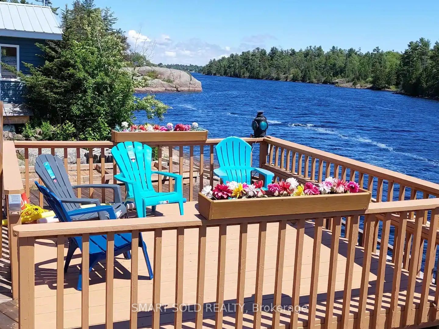 Detached House sold at 2020 Riverside Drive, Parry Sound, P0G 1B0 - MLS: X7360886