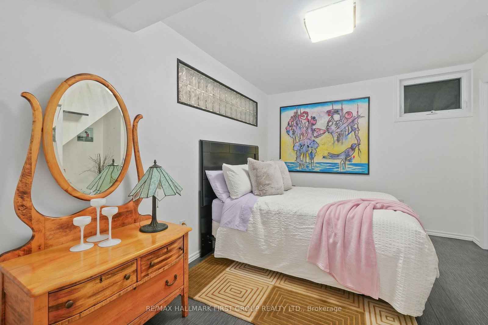 Listing Image 22