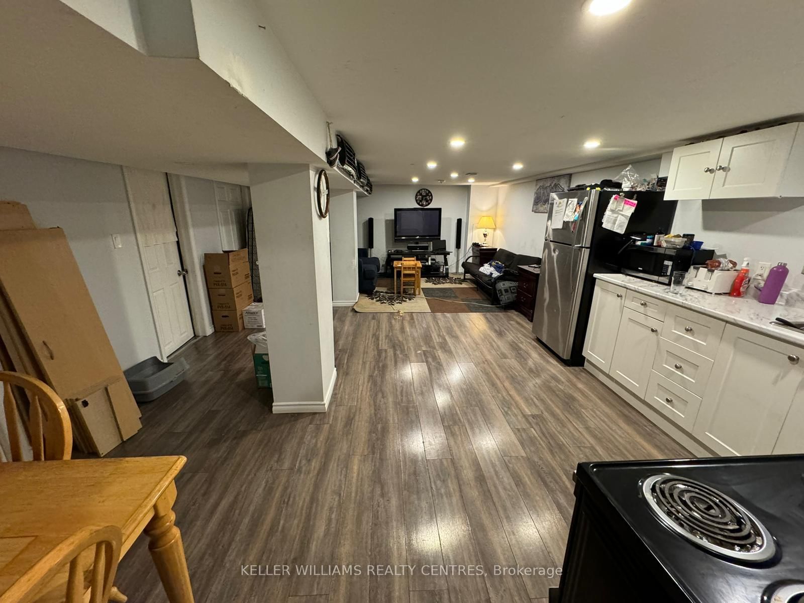 Listing Image 7