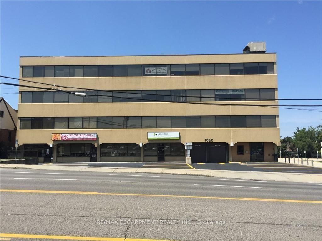 Building in 1030 Upper James Street