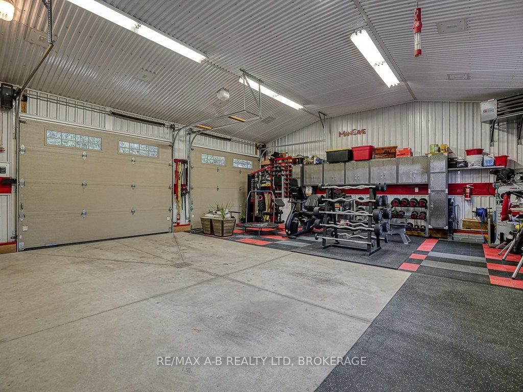Listing Image 3
