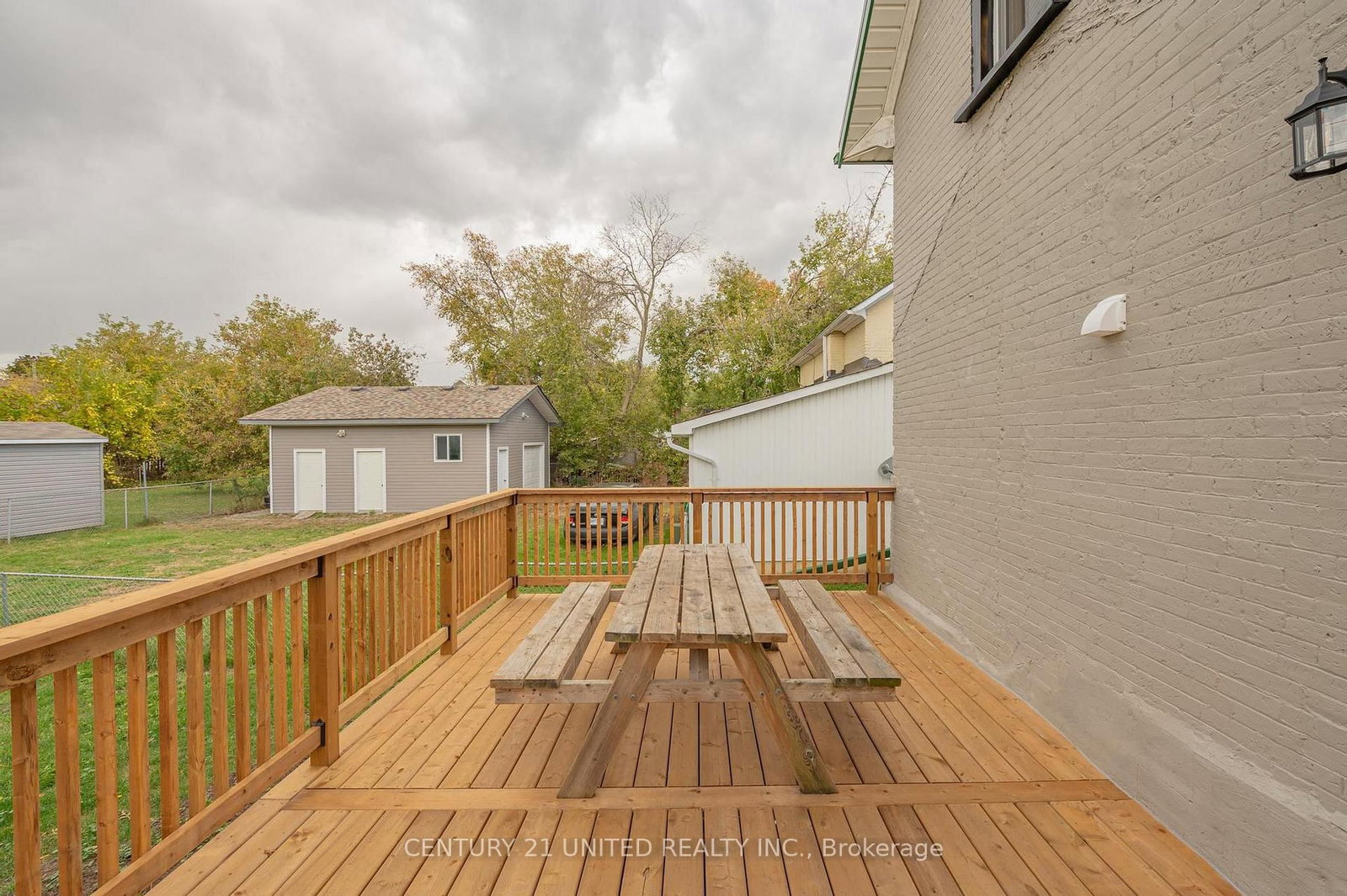 Listing Image 7