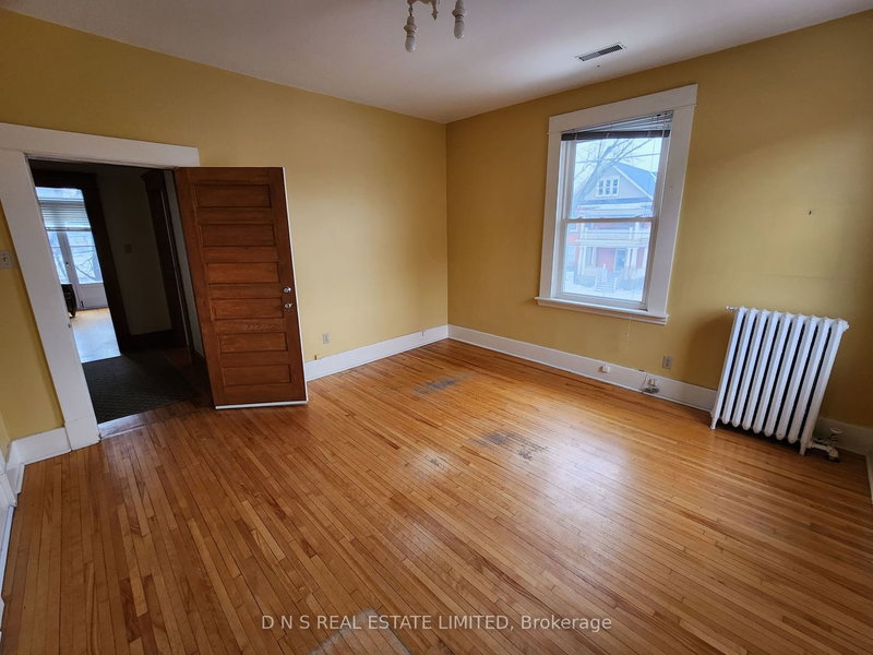 318 Stewart St, Peterborough, K9J 3N1 | Image 3