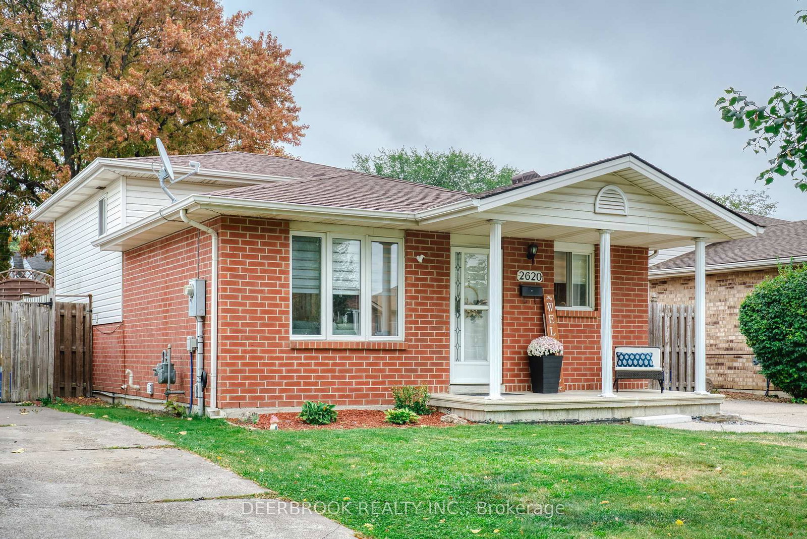 Listing photo 2