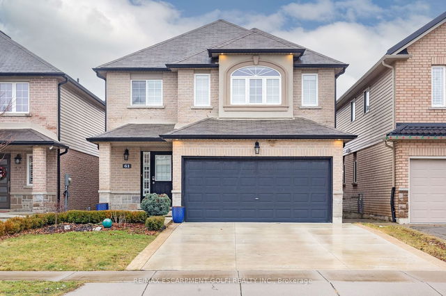 61 Stoneglen Way