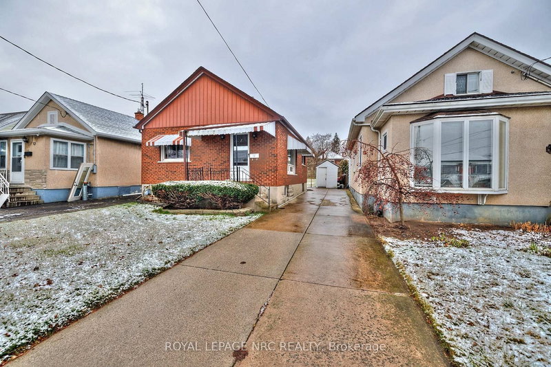 10 Fairburn Ave, St. Catharines, L2T 1B2 | Image 2