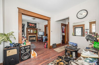 215 Paisley St, Guelph - Exhibition Park image-0-4