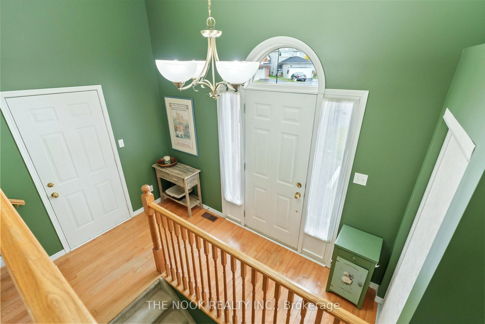 Listing Image 5