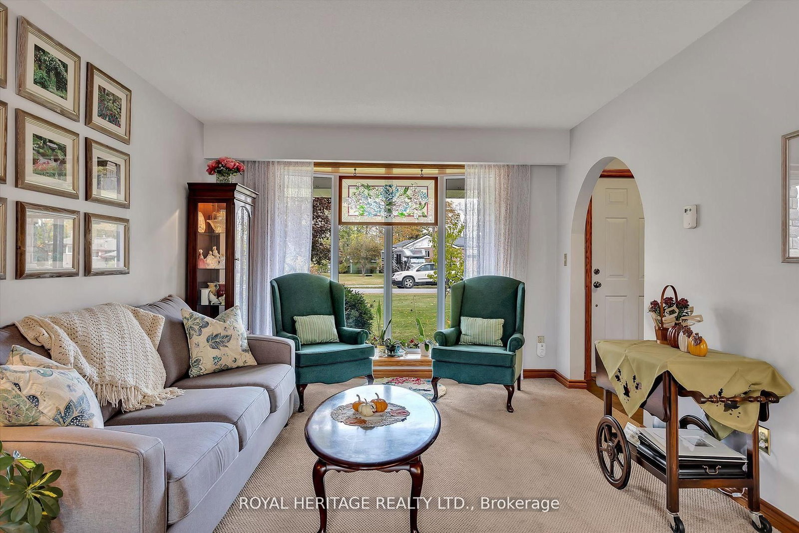 Listing Image 7