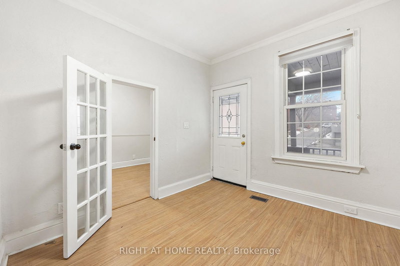 6 Ben Lomond Pl, Hamilton, L8V 2S7 | Image 3