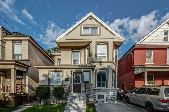 Upper - 3 Minto Avenue