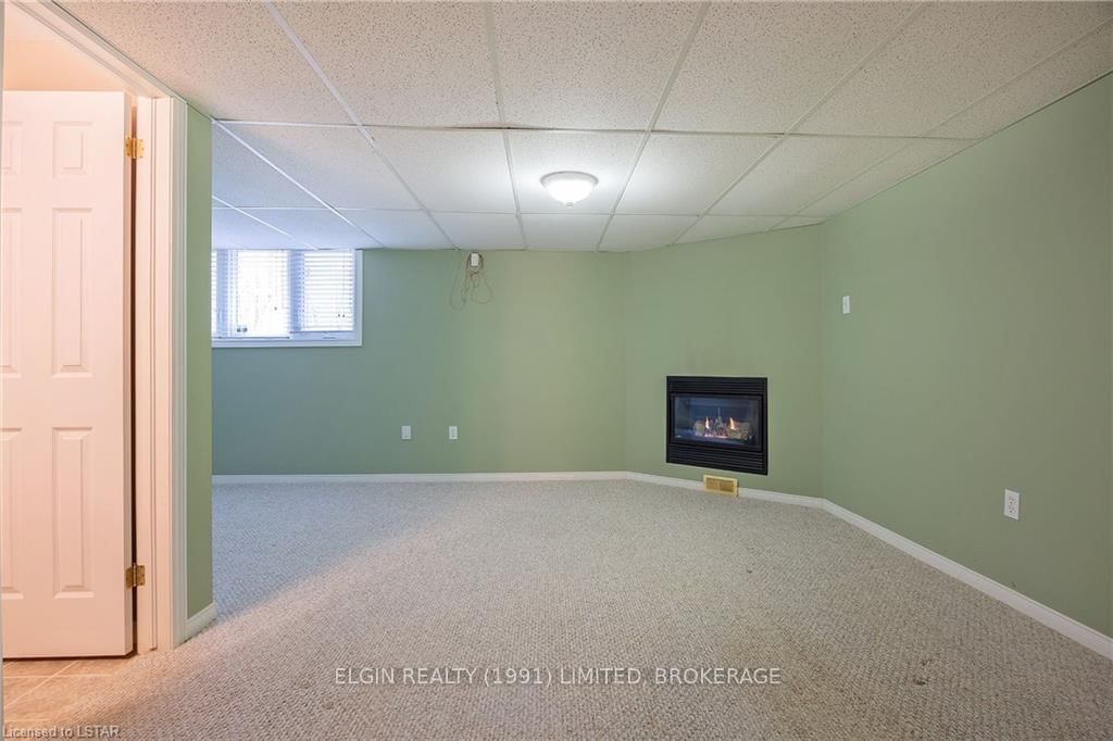 Listing Image 27
