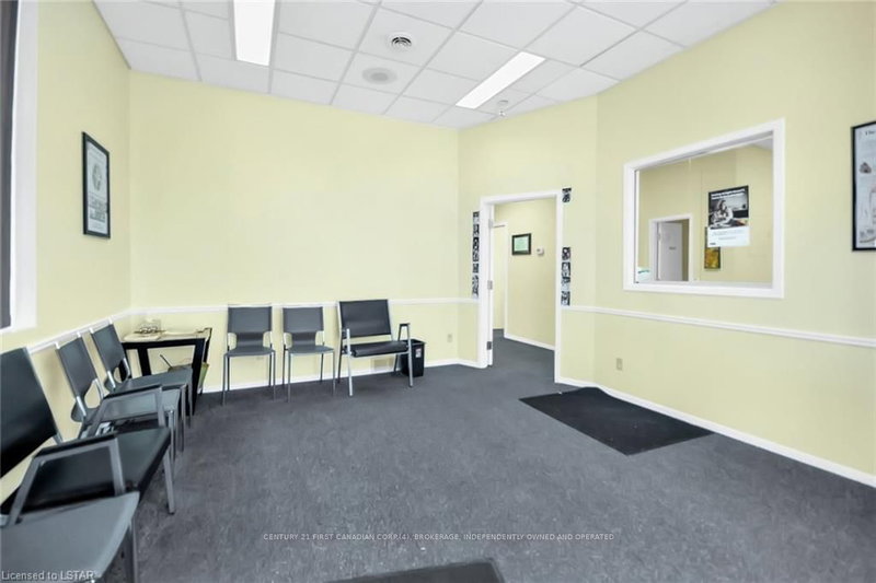 2 - 120 Vidal St N, Sarnia, N7T 5X5 | Image 3