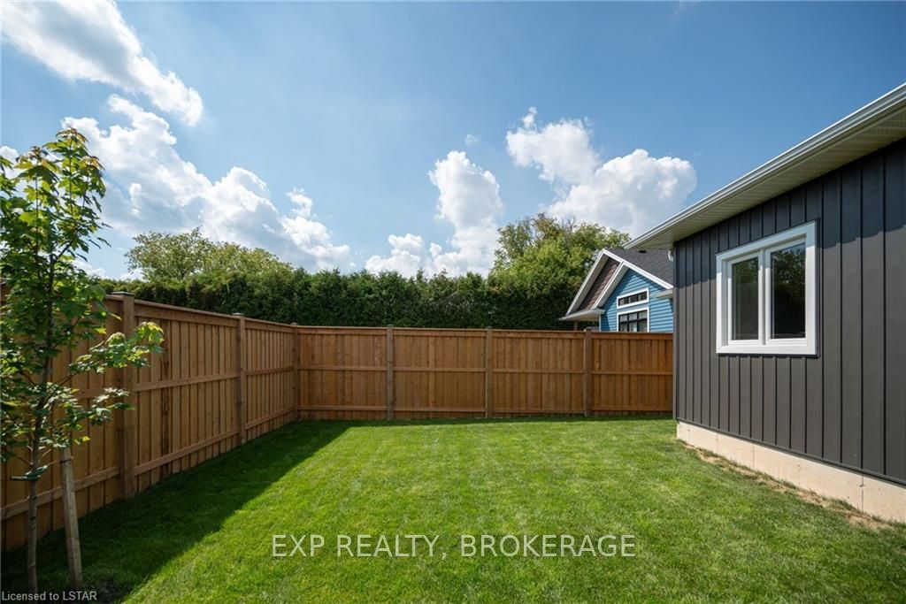 Listing Image 32