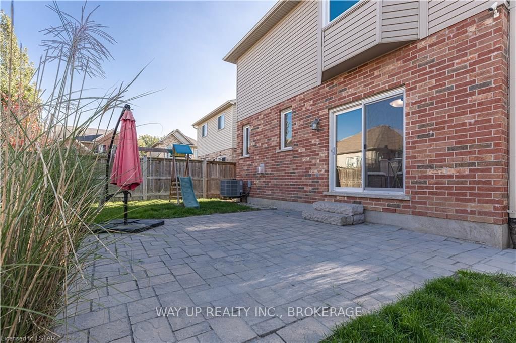 Listing Image 22
