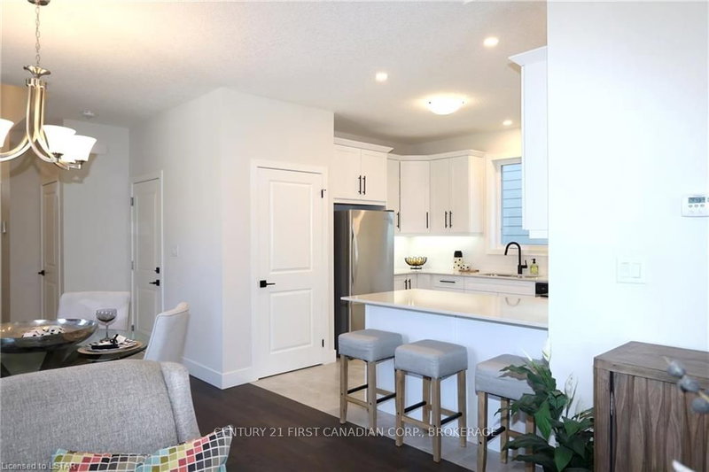 67 JULIE Cres, London South, N5Z 3X4 | Image 3