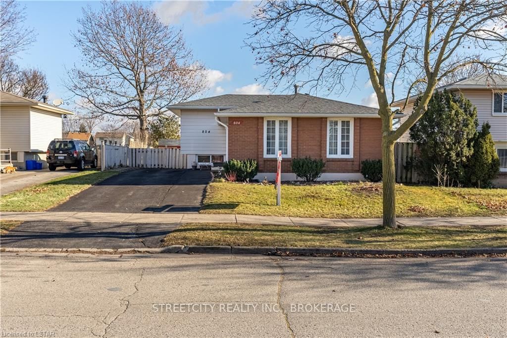 Listing Image 3