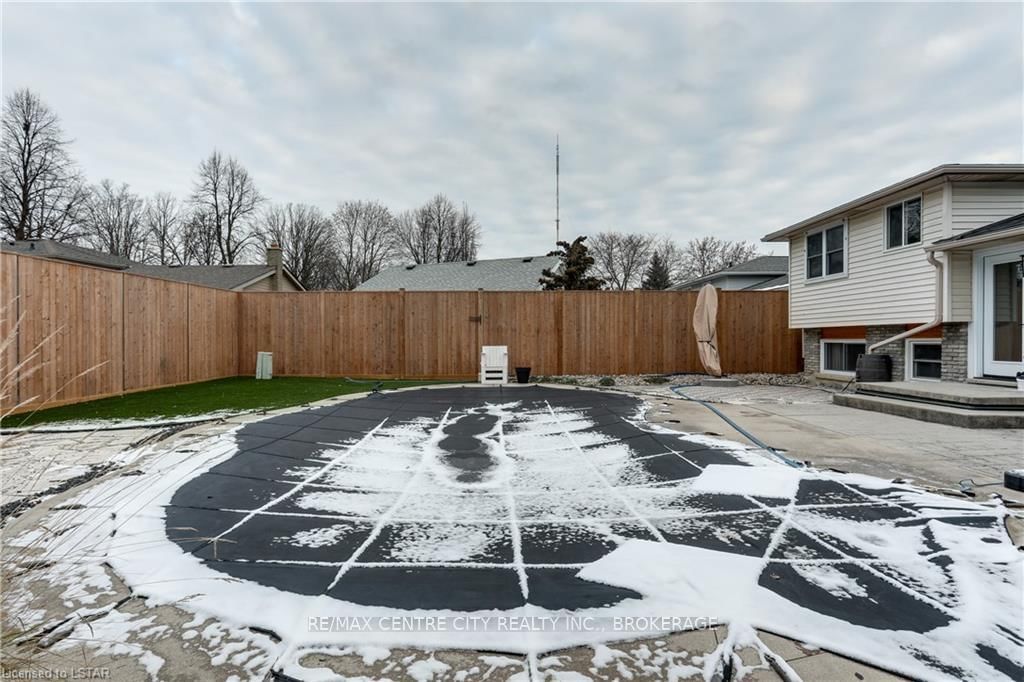 Listing Image 37