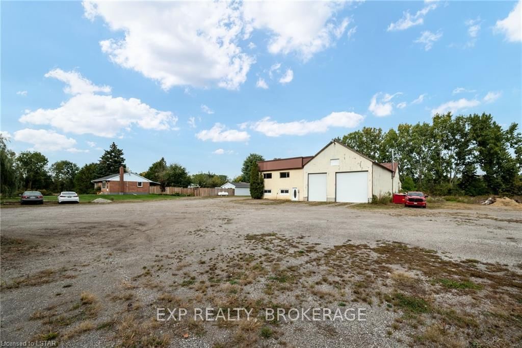 Listing Image 43