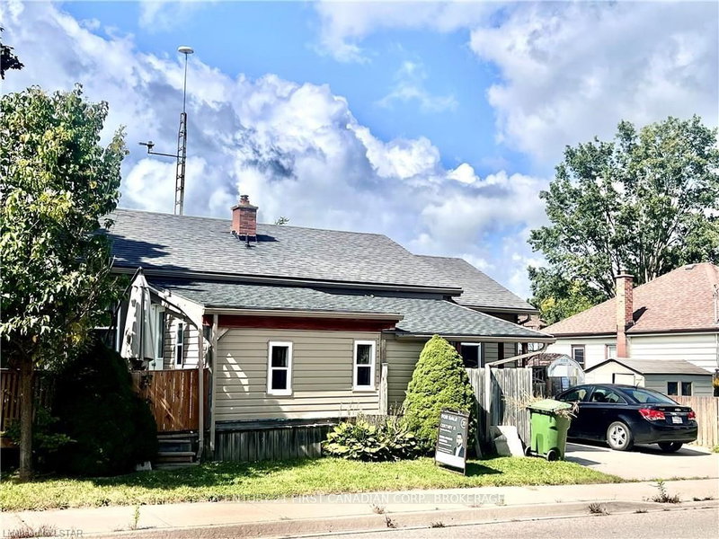 9 Trafalgar St, St. Thomas, N5P 1N8 | Image 3