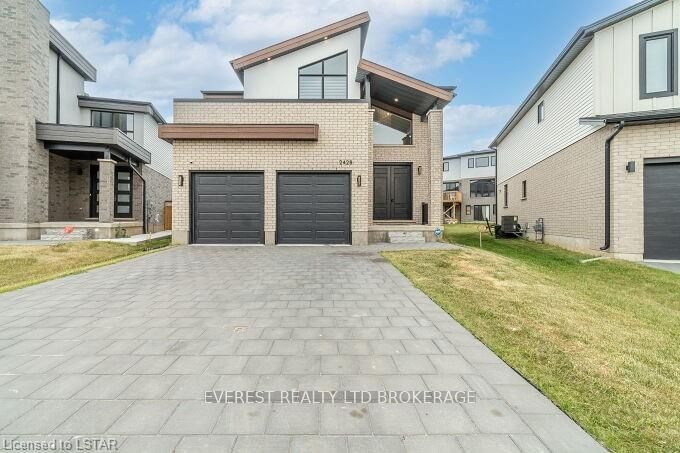 Listing Image 3
