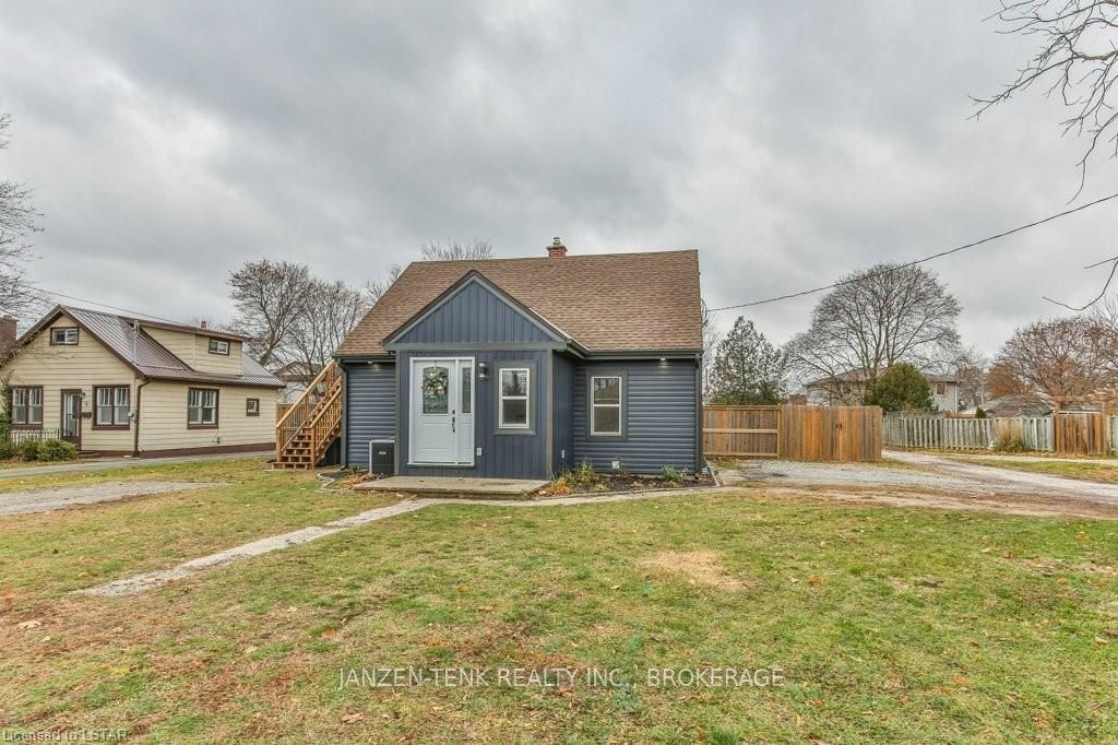 Listing Image 3