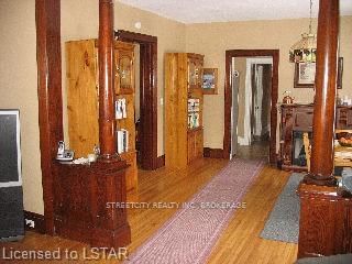 Listing Image 27