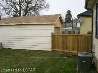 Listing Image 7