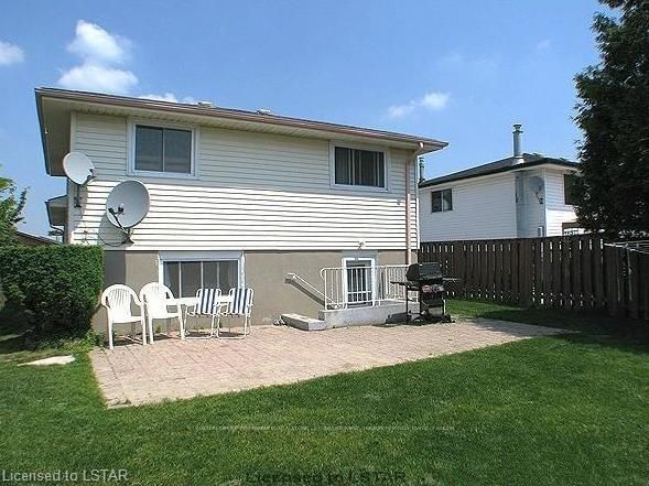 Listing Image 8