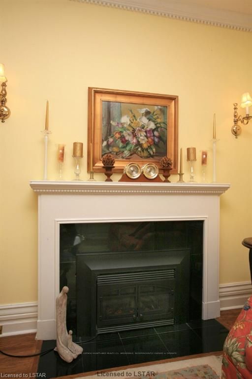Listing Image 19