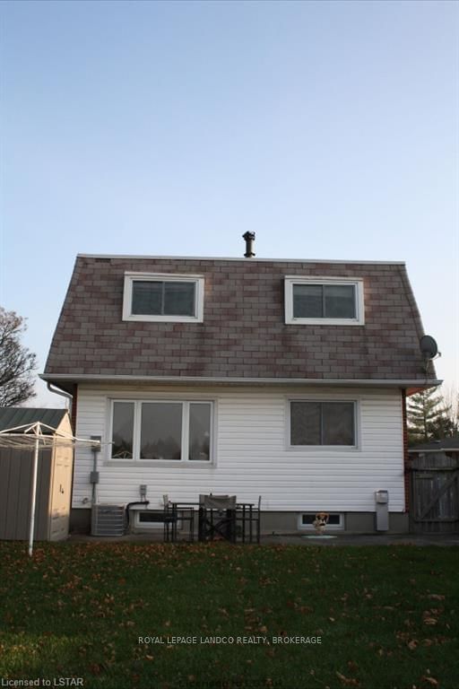 Listing Image 3