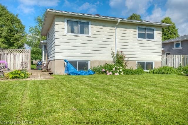 Listing Image 8