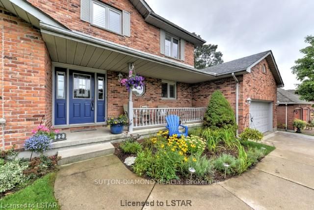 122 Parkview Dr, Thames Centre, N0L 1G2 | Image 3