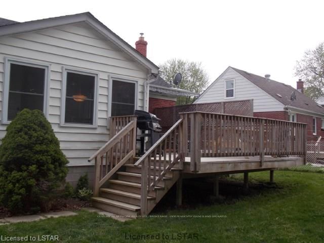 Listing Image 5